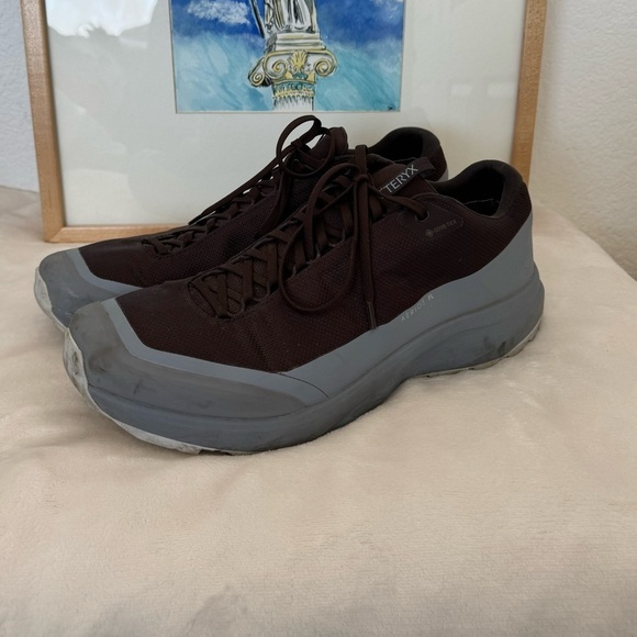 Arc\'teryx Aerios GTX Lace-Up Sneakers